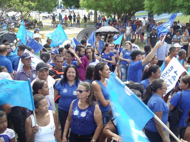 Coligação Santa Rosa continua no caminho certo inaugura comitê 16 DSCF2431