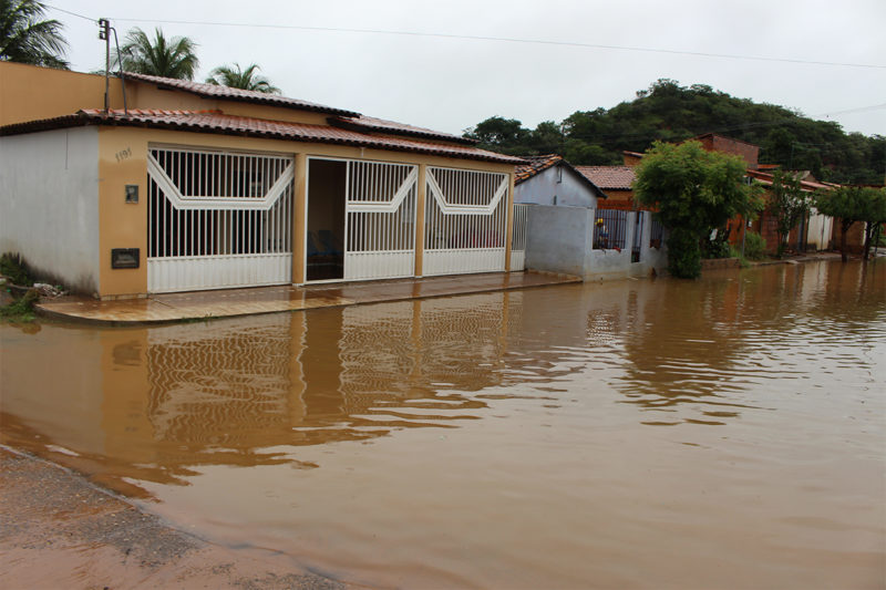 Residências ficam alagadas após mais de 12horas de chuvas intensas em Oeiras 1 IMG 9877