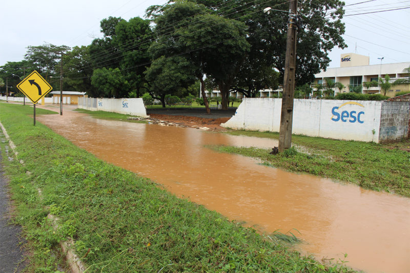 Residências ficam alagadas após mais de 12horas de chuvas intensas em Oeiras 6 IMG 9922