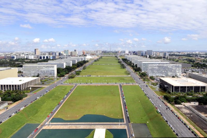 Governo federal extingue mais de 13 mil cargos efetivos 1 brasili