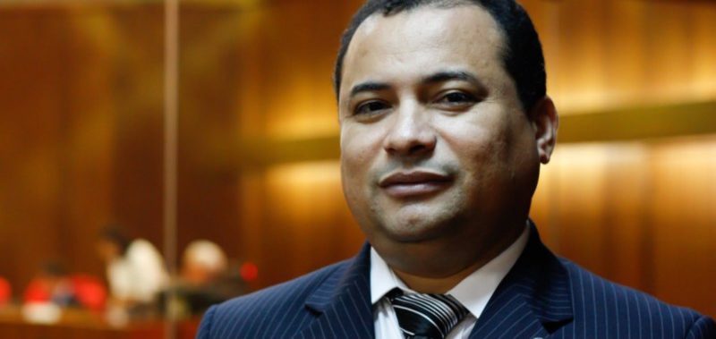 Concursos públicos promovidos pelo Governo do Piauí terão de incluir questões sobre o Piauí 1 edvaldo1