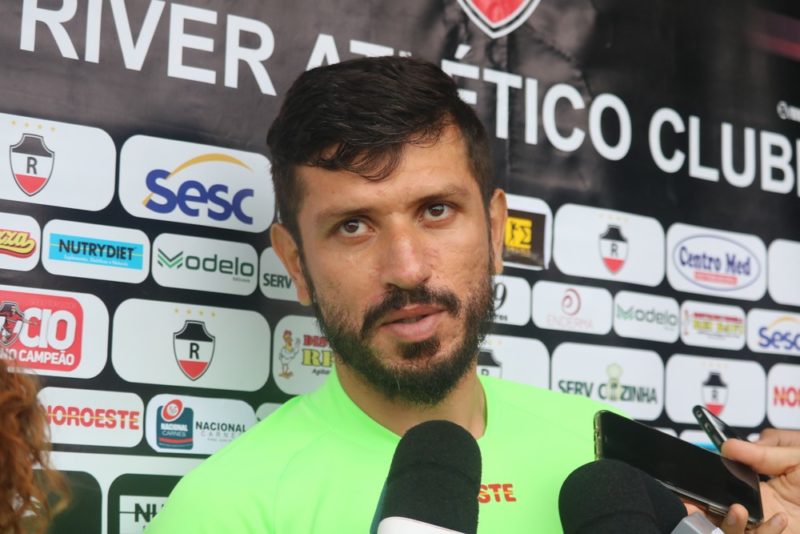 Com 3 gols em 10 jogos, defesa do River-PI impressiona; zagueiro elogia: "Sistema funciona bem" 1 imh