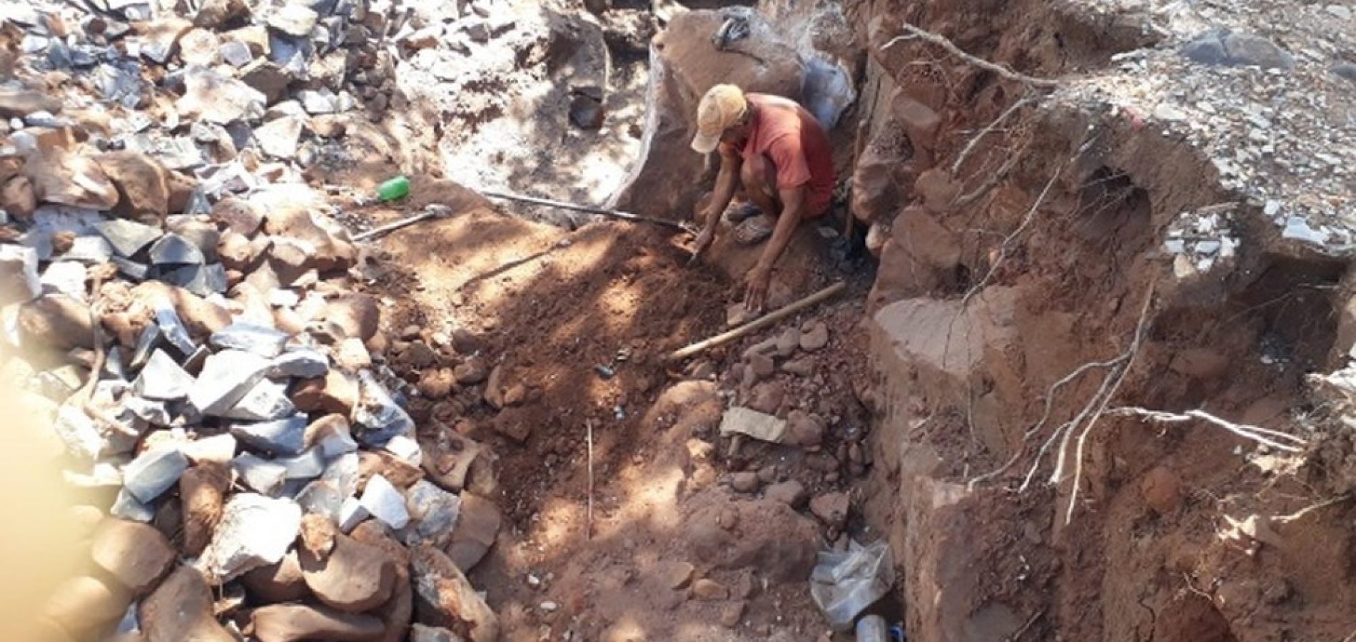 Trabalhadores em situação análoga à escravidão são resgatados de pedreira em Santa Cruz do Piauí 1 escravidao piaui