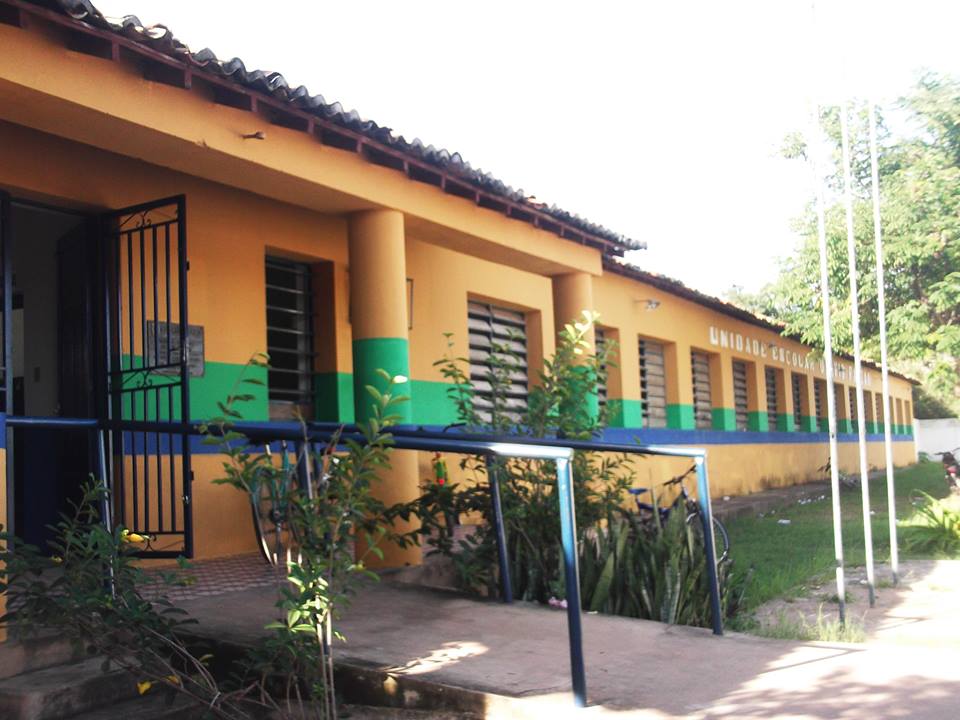 Grupo de alunas têm surto coletivo em escola no Piauí 1 falcão