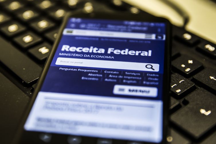 Receita paga hoje as restituições do 1º lote do Imposto de Renda 1 mca abr 21031913347