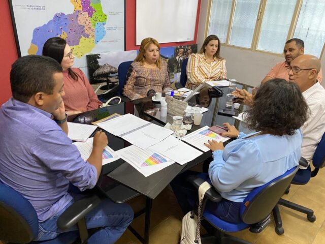 Deputado Dr Francisco vai buscar recursos para estruturar curso de Psicologia em Teresina