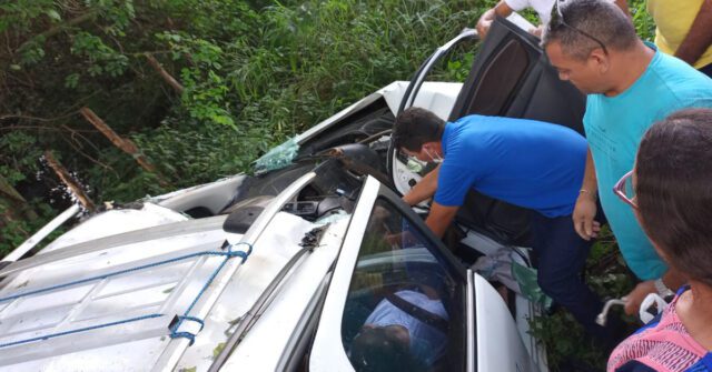 Acidente na BR 316 envolve carro da Secretaria de Saúde de São João da Varjota (Imagem reprodução)