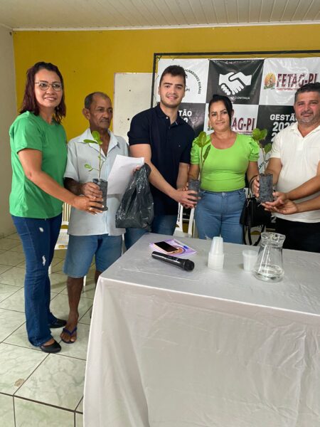 Sindicato dos Trabalhadores Rurais de Oeiras fortalece agricultura familiar com distribuição de mudas de caju 3 mu3
