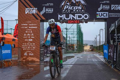 Ciclista Ezequiel Santos, de Tanque do Piauí, é Campeão do Picos Pro Race Mundo