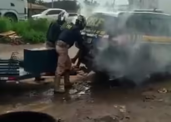 Policiais