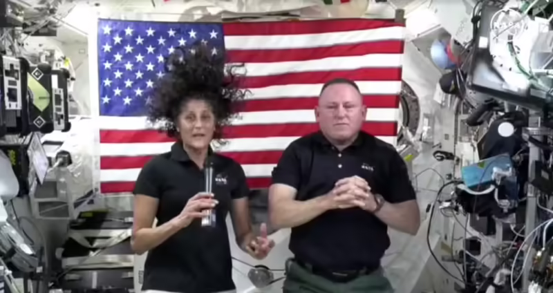 NASA adia retorno de astronautas no espaço para março de 2025