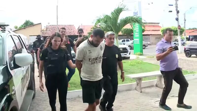 Treinador de futsal é preso suspeito de importunar sexualmente adolescentes de escolinha em Parnaíba — Foto: Reprodução/TV Clube