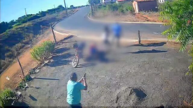 Suspeito de atirar em pai e filho no PI é vizinho das vítimas; câmera registrou crime — Foto: Reprodução