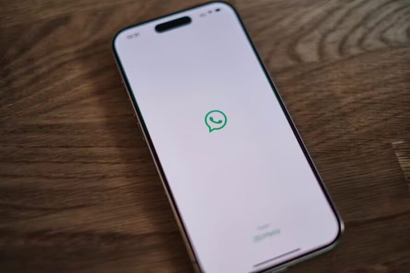 WhatsApp vai lançar atualização que permite aos usuários compartilharem status com Instagram e Facebook — Foto: Unsplash