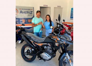 Cliente é contemplado e recebe moto 0 km da RCA em Oeiras 5 RCA MOTOS