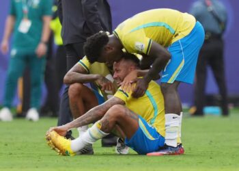 Após eliminação, Neymar se despede e Ancelotti inicia novo ciclo na Seleção 7 2026 07 05t221723z 244418080 up1em751pwxut rtrmadp 3 soccer worldcup bra nor